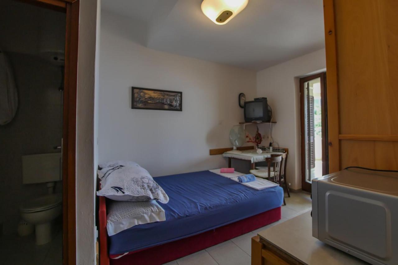 Ivana Apartment *